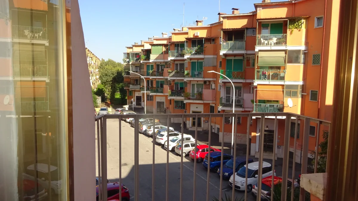 Camera singola n. 3 disp dal 01/10 per studentesse regolarmente iscritte o per Erasmus a Roma — foto 2