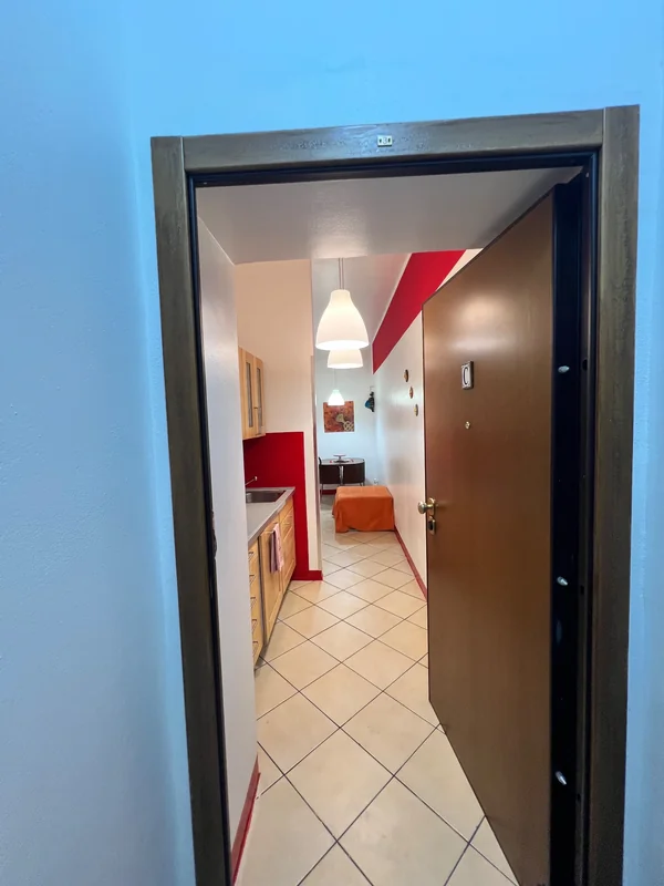 Fully renovated studio, with kitchenette + bathroom with shower. in Palermo — foto 2