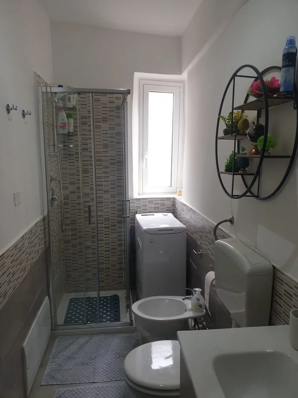Bilocale di 55 mq ristrutturato ed arredato. Una camera da letto 1 bagno balcone cucina abitabile a Palermo — foto 4