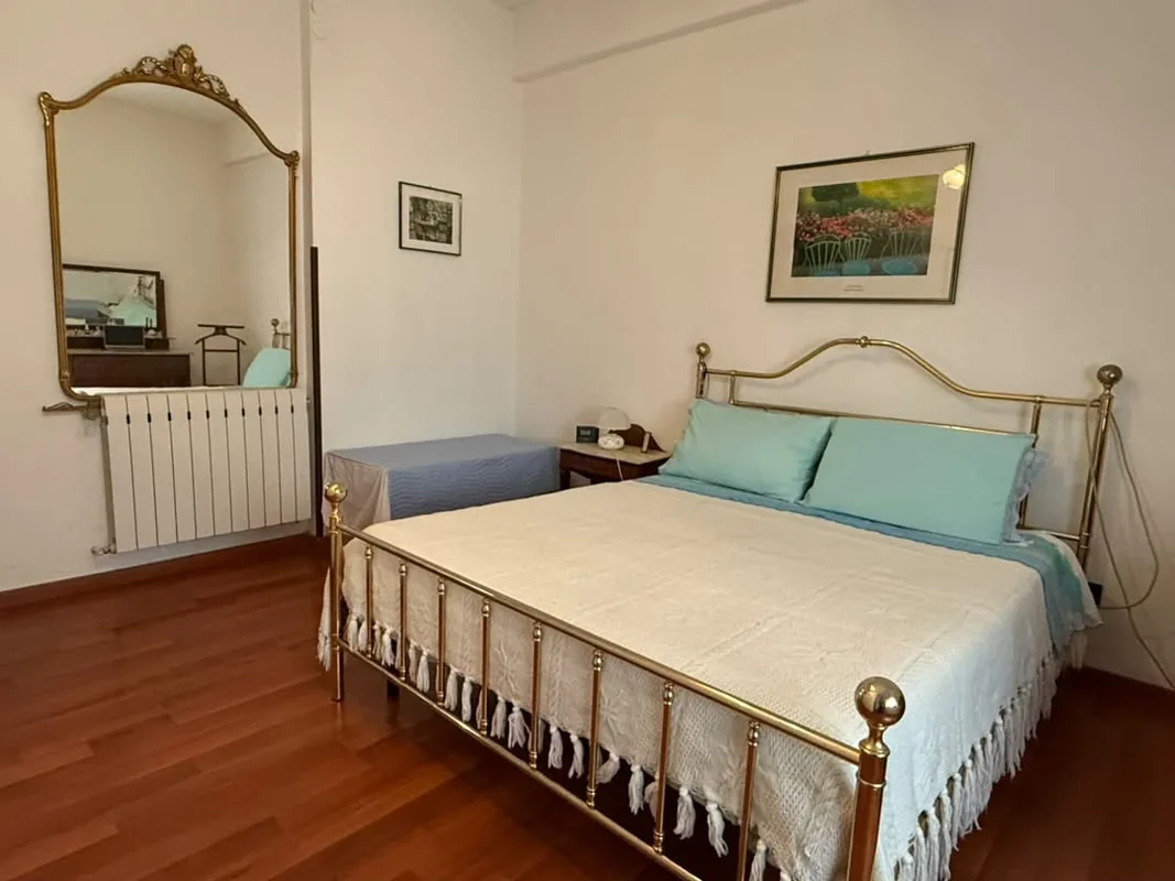 Spacious, fully furnished and equipped double room with a private bathroom. in Palermo — foto 4