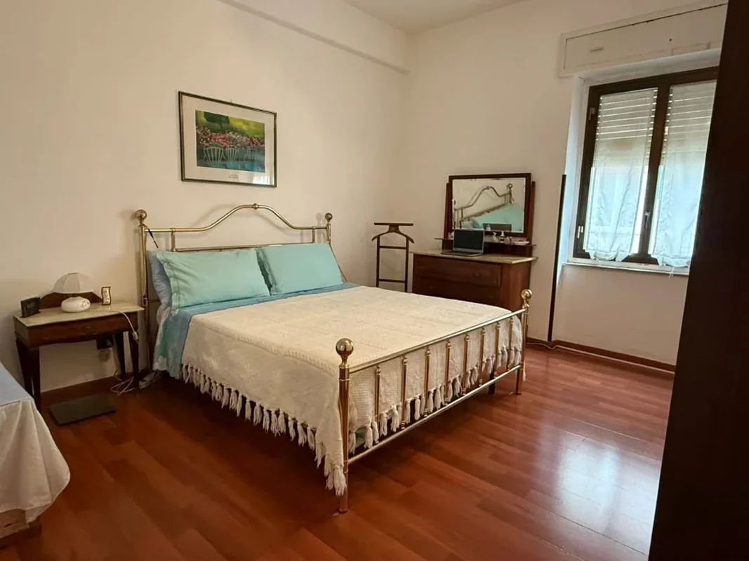 Spacious, fully furnished and equipped double room with a private bathroom. in Palermo — foto 3