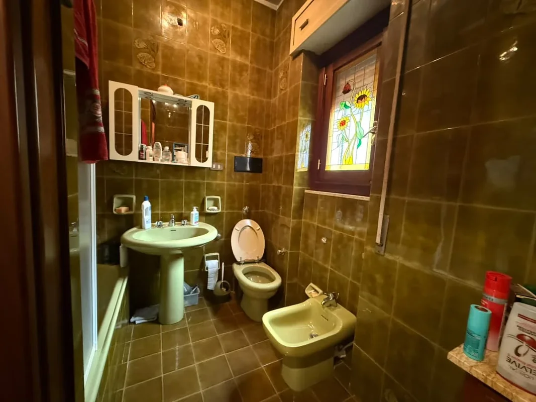 Spacious, fully furnished and equipped double room with a private bathroom. in Palermo — foto 2