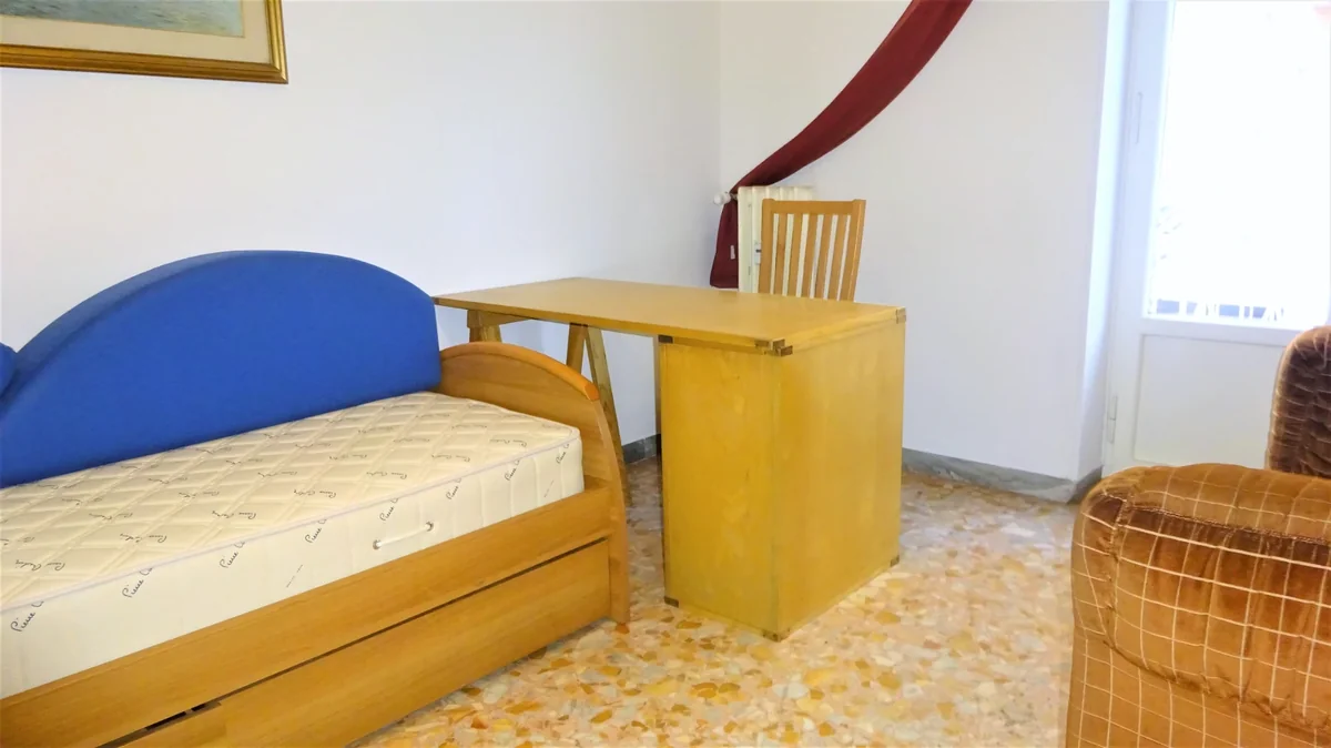 Room n. 3 for Erasmus students in Roma — foto 5