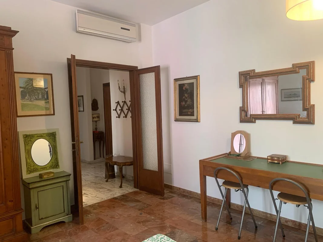 Double room in an apartment, Via Giordano Bruno, Florence in Firenze — foto 3
