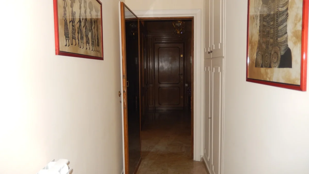 Single room for female students in Prati, available from November 1st. in Roma — foto 5